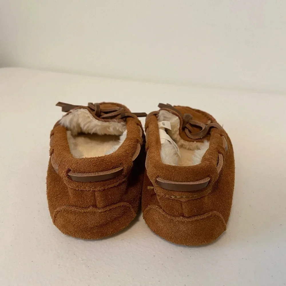NWOT | Crewcuts kids Sherpa lodge moccasin slippers‎ — size 13